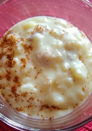 Una foto de Arroz con leche cremoso