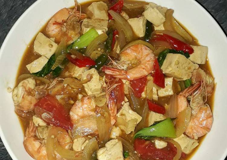 Udang Saos Tiram with Tahu