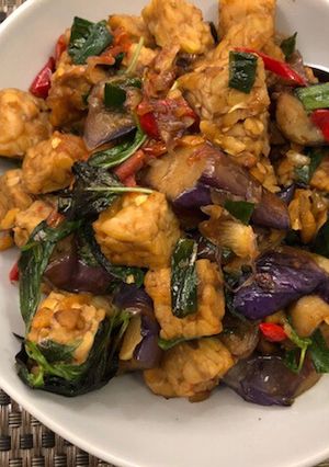 Foto resep Tumis terong dan tempe+kemangi