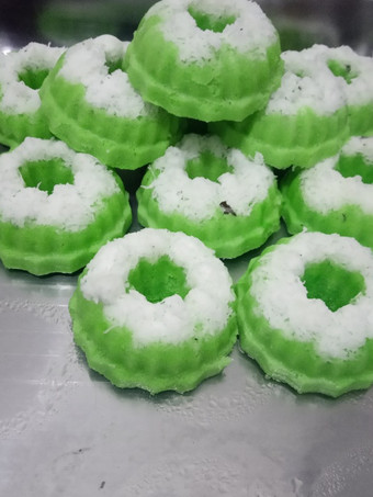 Cara Gampang Membuat Putu ayu lembut menul Irit Untuk Jualan