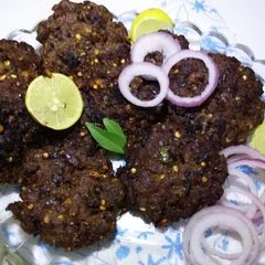 A picture of Tawa kabab.