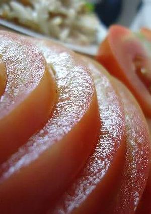 A picture of Brined tomatoes.