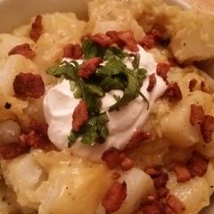 A picture of Cheesy Baked Potatoes.