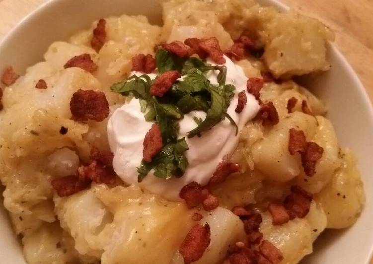 Recipe of Super Quick Homemade Cheesy Baked Potatoes