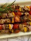 Frigărui din ceafa de porc cu legume