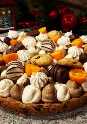 Une photo de Tarte façon cookie au chocolat et kinder