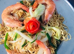 Hình của món Mì xào tôm (ăn xế).