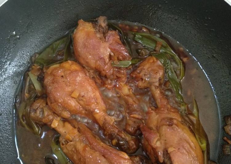 Langkah Mudah untuk memasak Ayam Goreng Kecap yang mudah