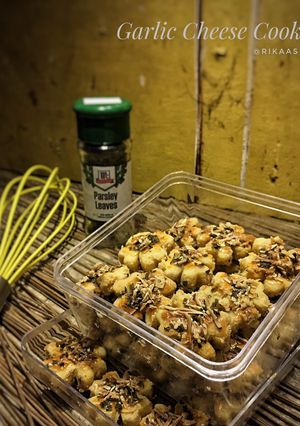 Foto resep Garlic Cheese Cookies