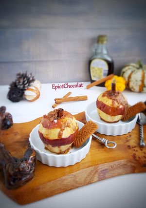 Une photo de Pomme au four a la pâte de spéculoos