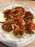 Sopes de picadillo y frijoles