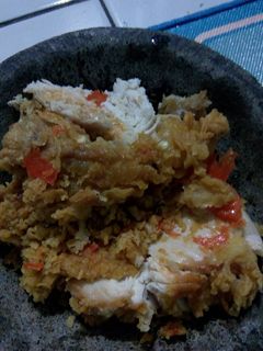 Foto resep Ayam geprek super simple ala anak kos