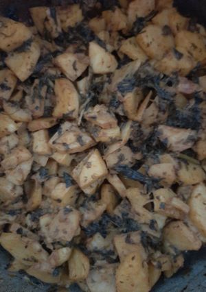 A picture of Meethi alo ke bujia.
