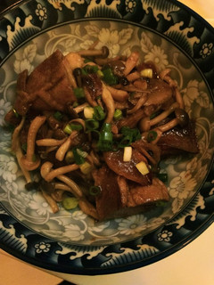 雙菇醬滷油豆腐(低醣生酮餐)(方便素)(一鍋到底之簡單料理)(便當菜)(10分鐘快速料理) 的食譜成品照片