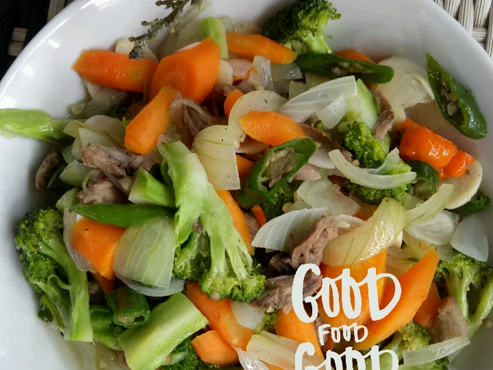 Cara Mudah Membikin Resep Tumis Brokoli Wortel Sapi yang Enak Banget Anti Ribet, Bisa Manjain Lidah
