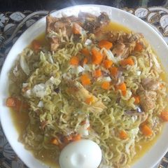 A picture of Noodles.
