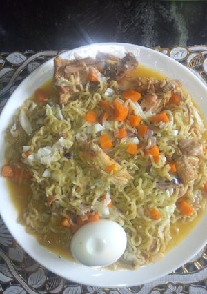 A picture of Noodles.