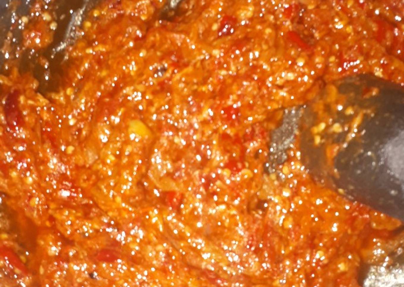 Sambel terasi tomat matang