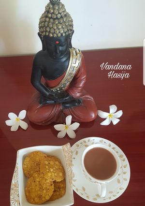 A picture of Makai Ke Atte Ki Mathri(My Innovative Dish).
