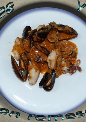 Una foto de Mariscos al romescu