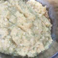 A picture of Home made ginger and lemon paste.