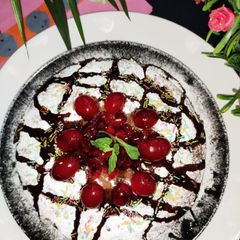 A picture of Biscuit cake.