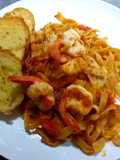 พาสต้าซอสมะเขือเทศกุ้ง
