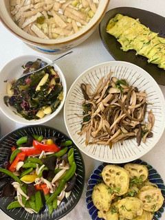剝皮辣椒杏鮑菇 ［蔬食] 的食譜成品照片