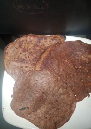 Una foto de Panqueca con cambures chocolate y harina integral