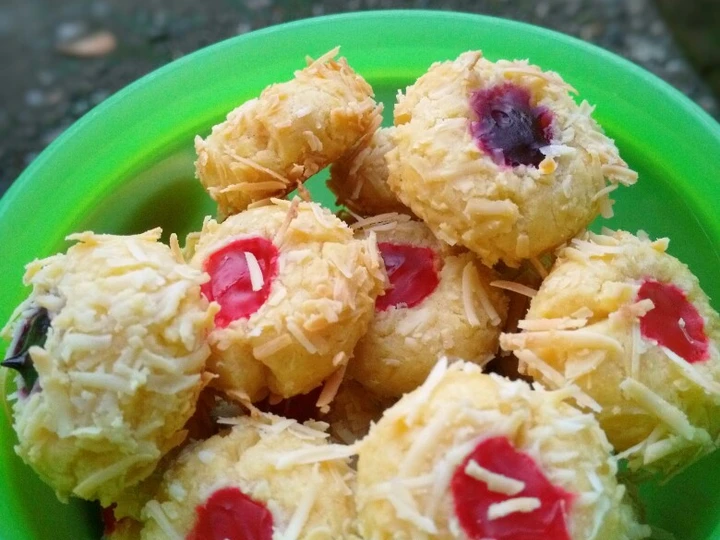 Easy Way Prepare Bluberry Strawberry ThumbPrint cookies with cheese the Delicious Tasty