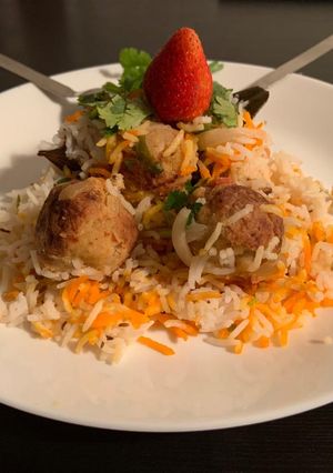 A picture of Paneer Kofta Briyani.