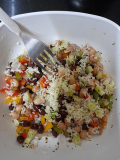 મેક્સીકન સલાડ(mexican salad recipe in gujarati) રેસીપી મુખ્ય ફોટો