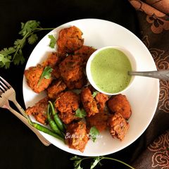 Parwal (Pointed Gourd) Peel Pakora / Fritters A picture of Parwal (Pointed Gourd) Peel Pakora / Fritters.
