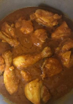 A picture of Simple chicken curry (for use rice pasta roti bread any think you like).