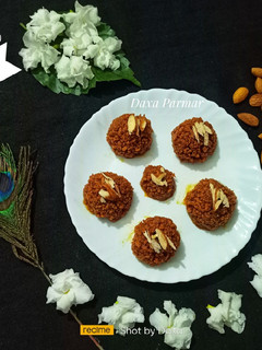 થાબડી પેંડા (Thabdi Penda Recipe in Gujarati) રેસીપી મુખ્ય ફોટો