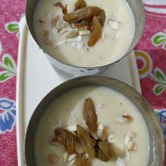A picture of Mango shake.