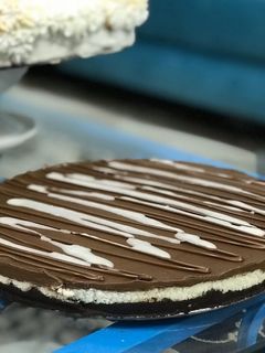 صورة لوصفة تشيز كيك الباونتي اللذيذ سهل وسريع ورائع 🍫🥧