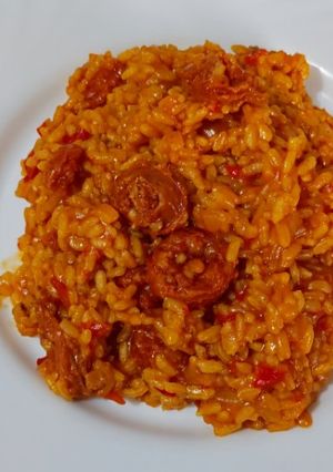 Una foto de Arroz con chorizo