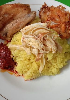Foto resep Nasi kuning magic com