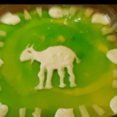 A picture of Creamy jelly custard.