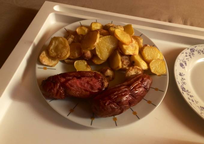 Sült fagyasztott virsli burgonyával (Air Fryer) recept foto