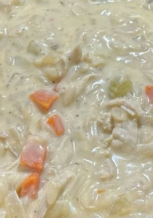 A picture of Avgolemono Soup.