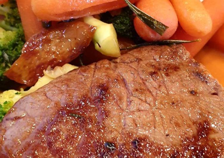 Cara Gampang Membuat Steak with butter baby carrot, Menggugah Selera