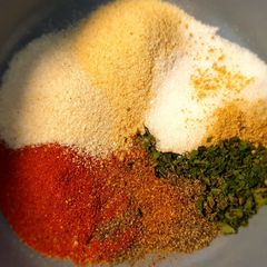 Piri piri spice mix A picture of Piri piri spice mix.