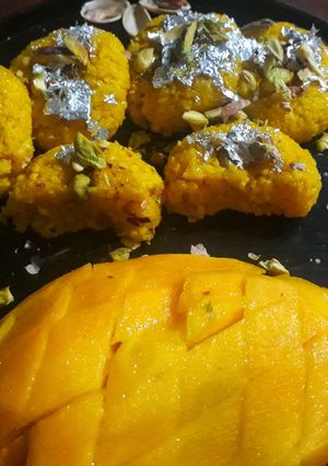 મેંગો સંદેશ (Mango sandesh Recipe In GujaratI) રેસીપી મુખ્ય ફોટો