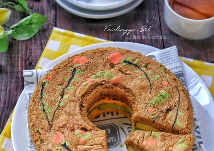 Jelita Chiffon Topo Map Cake