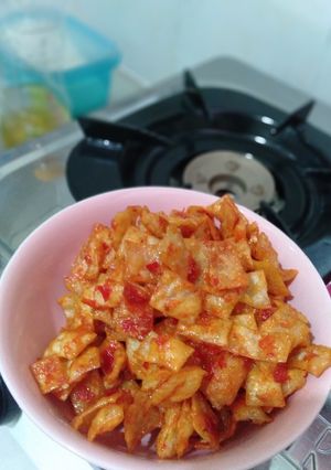 Foto resep Kerupuk kulit pangsit pedas manis 🌺