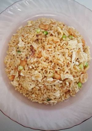 A picture of Chinese Golden Fried Rice.