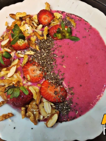 Easy Steps to Prepare Strawberry banana smoothie the Delicious Delicious