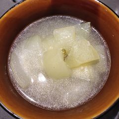 A picture of Melon Soup.